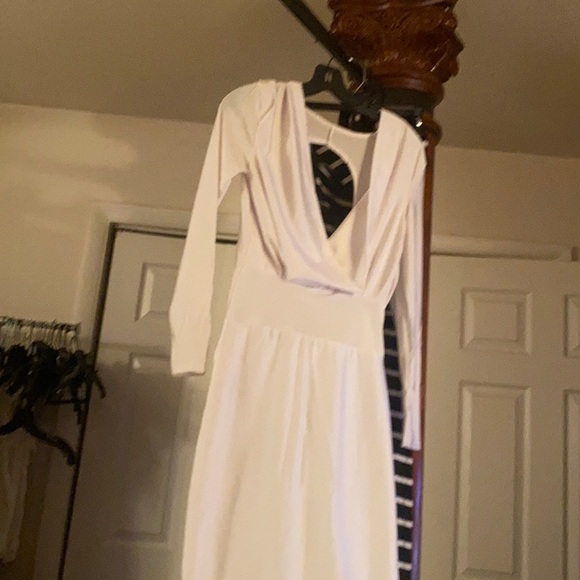 Dresses & Skirts - White dress e long slit have to see to appreciate